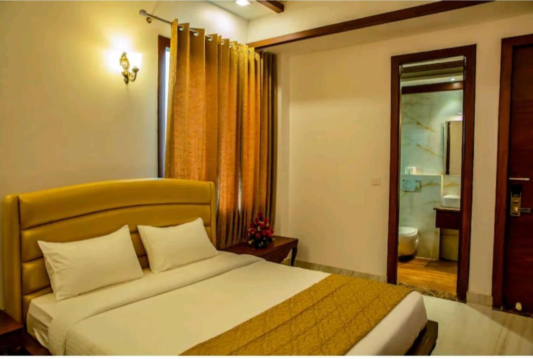 Hotel Grande By Goyal Hoteliers Agra (Uttar Pradesh)