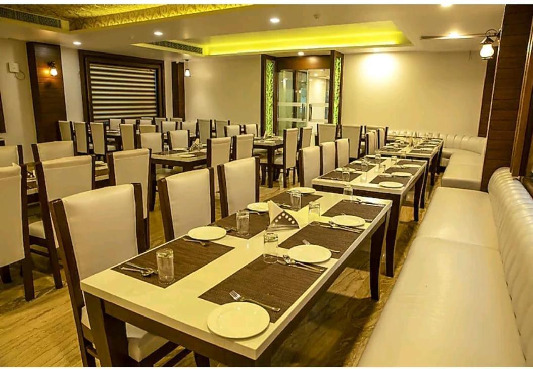 Grande By Goyal Hoteliers Agra (Uttar Pradesh)